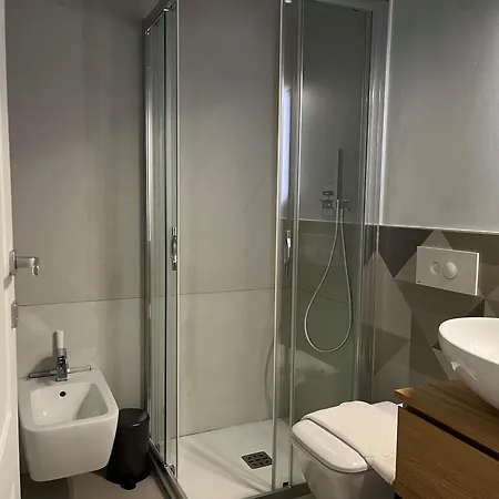 Apartman Relaxing Retreat In Trieste, Two-bedroom Trieszt